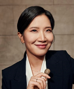 Director Eun Sun Kim